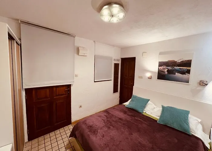 F Casa de hóspedes 3*